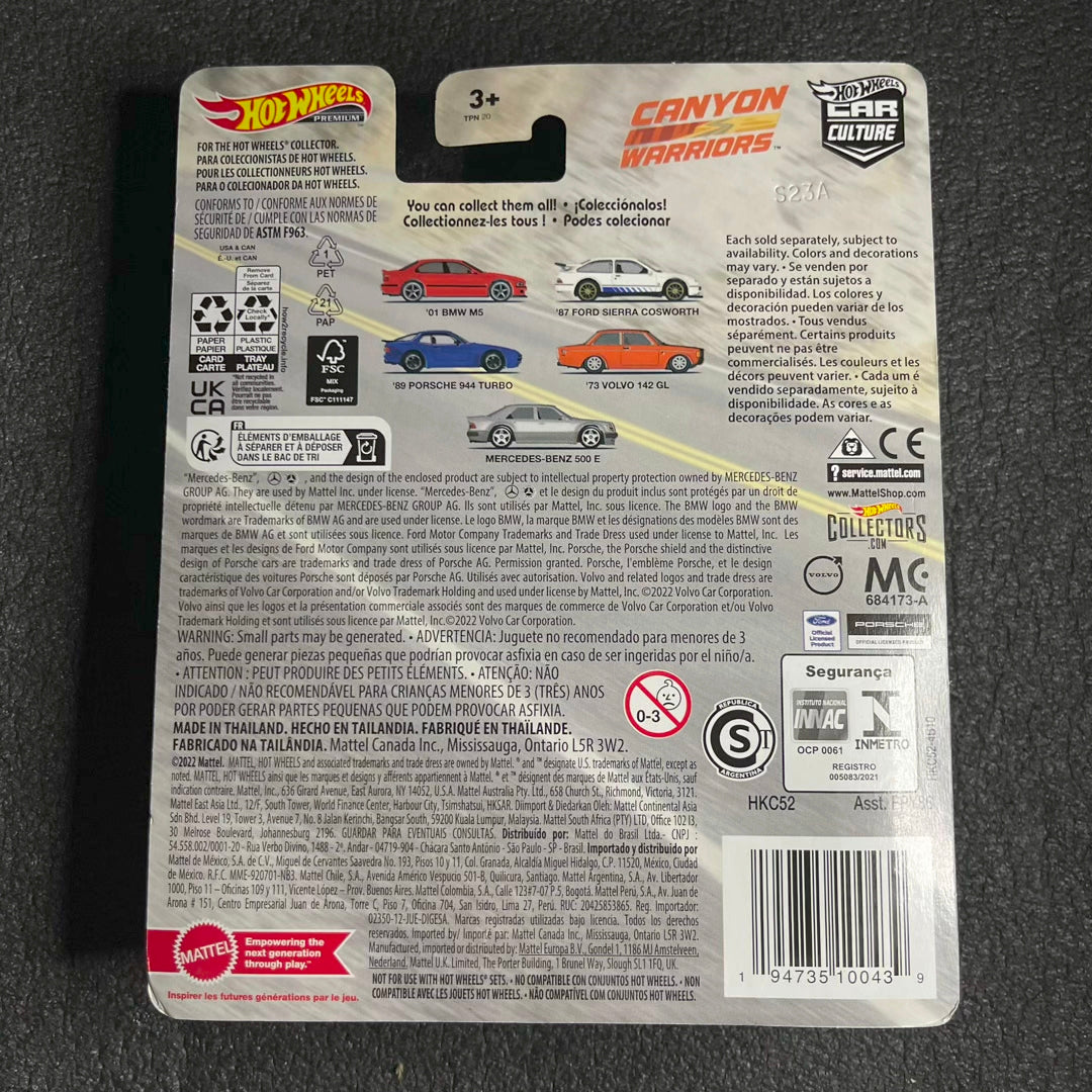 Hot Wheel BMW M5 2001 Red Model Canyon Warriors 2023 Premium Collections Series Hotwheels 01 BMW M5 E39 Diecast Classic BMW Kereta mainan BMW M5 Merah Hotwheel Premium Car Culture Hot Wheels BMW M5