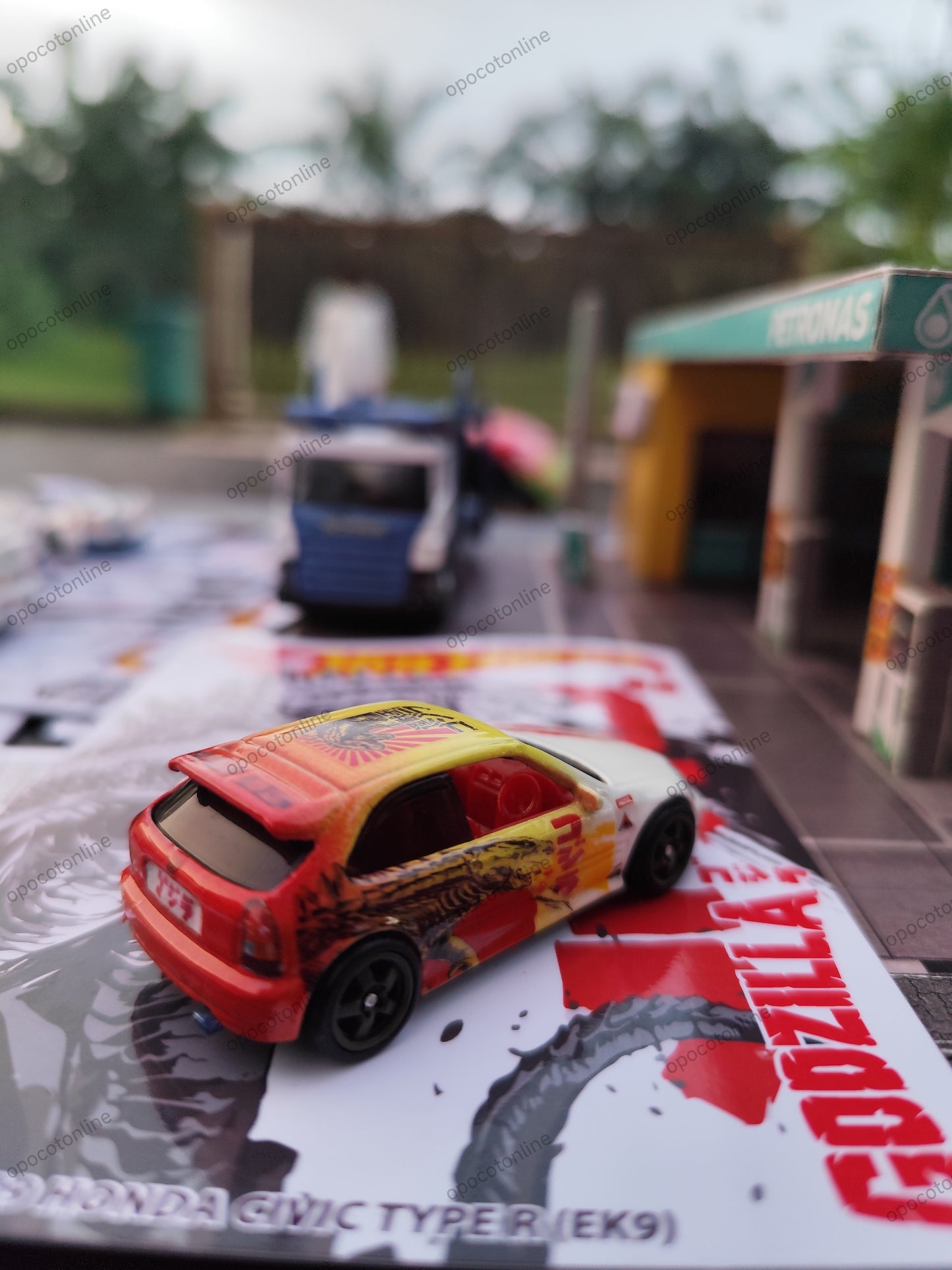 HW Custom Godzilla: 99' Honda Civic Type-R (EK9)