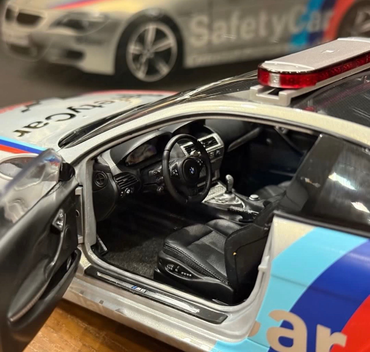 1:18 KyoshoBMW M6 MotoGP