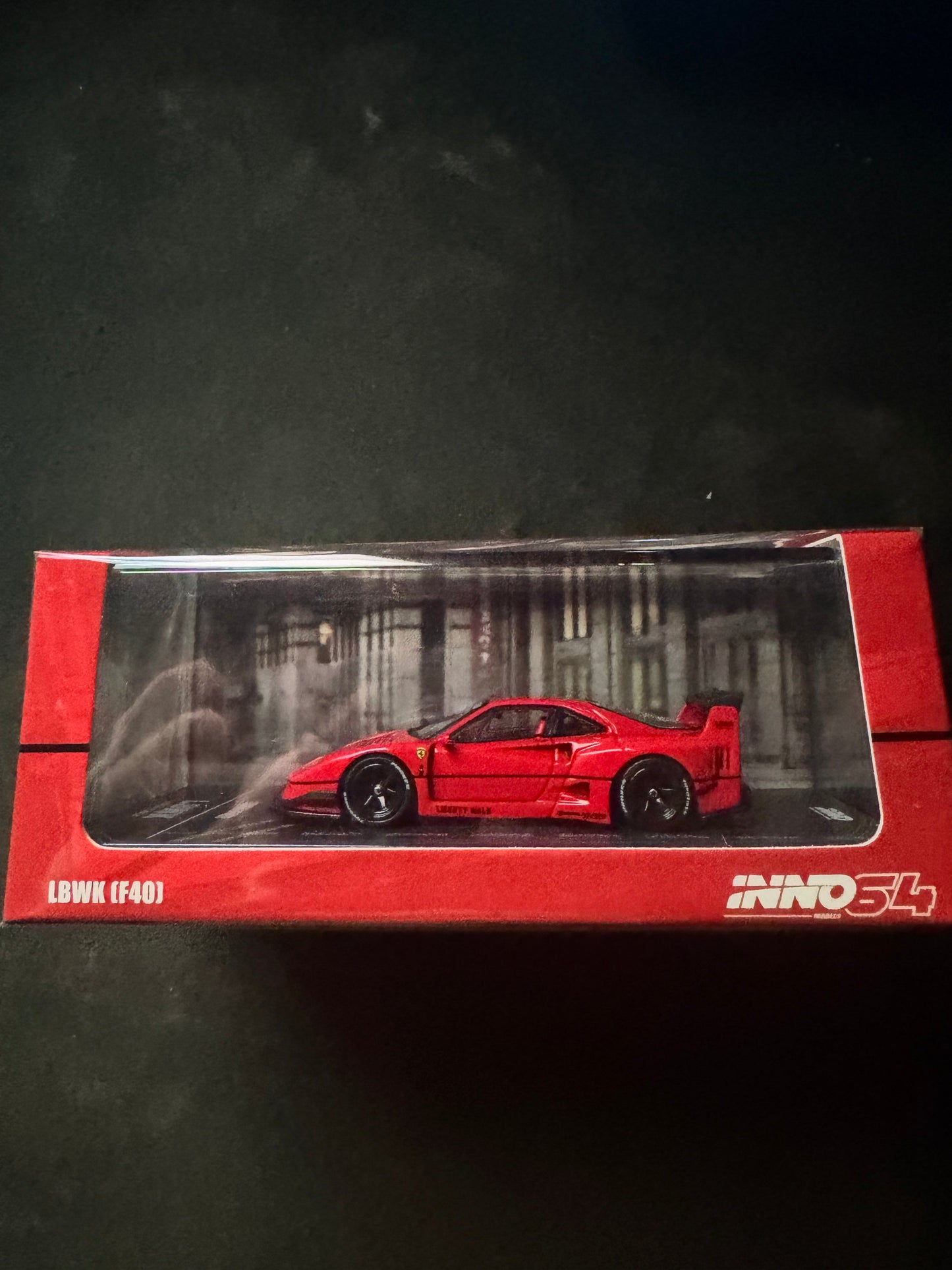 INNO64 F40 Red