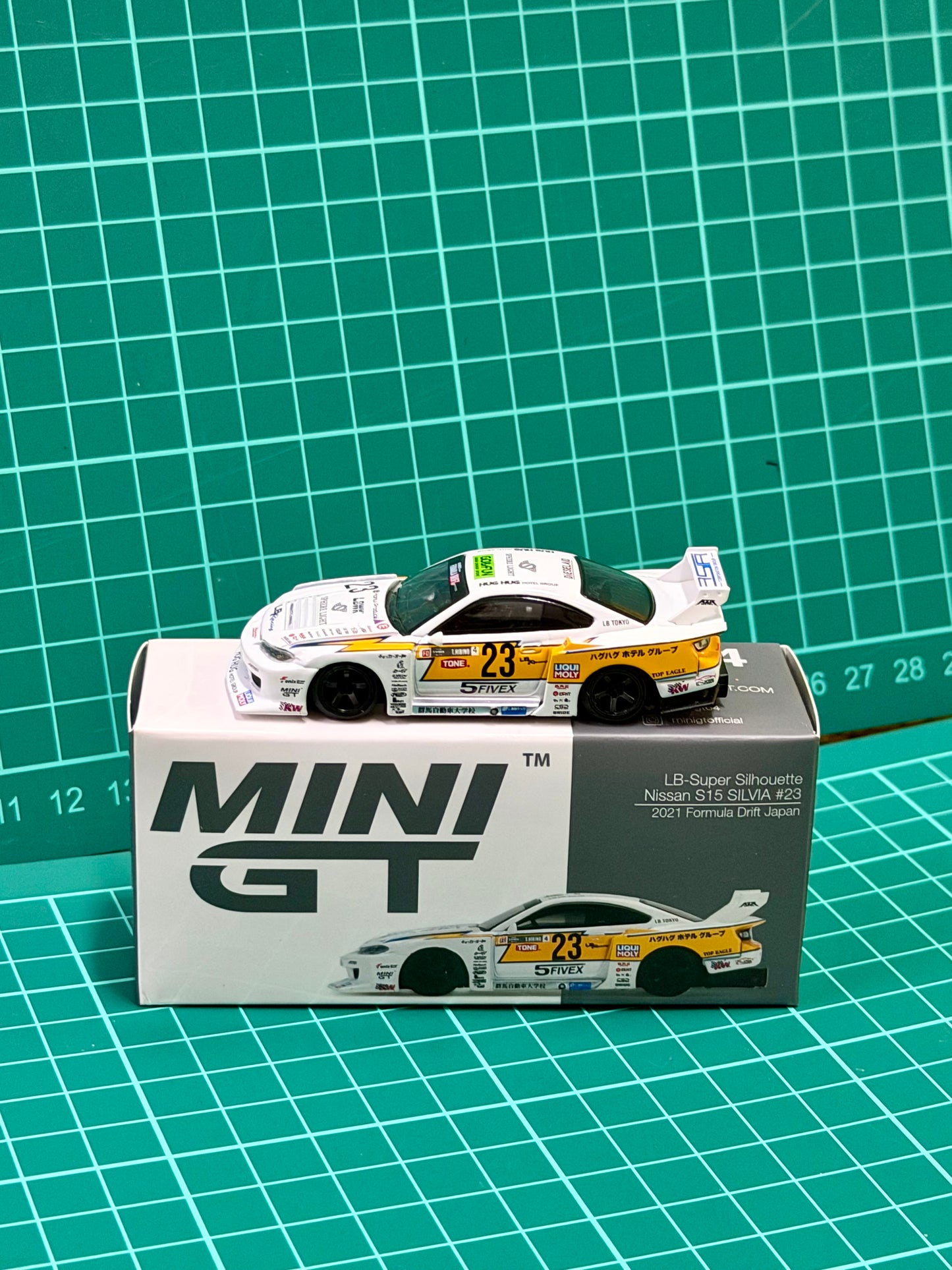 MINI GT 1/64 LB-super Silhouette Nissan S15 Silvia #23 2021 Formula Drift #434