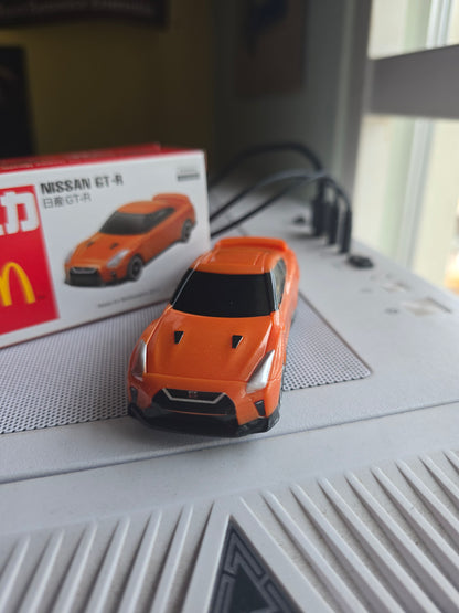 MCD TOMICA GTR