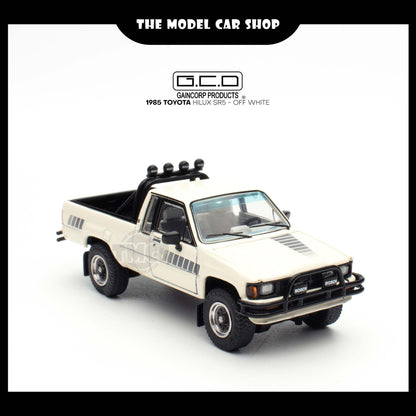 [GCD] 1985 Toyota Hilux SR5 - Off White (396)