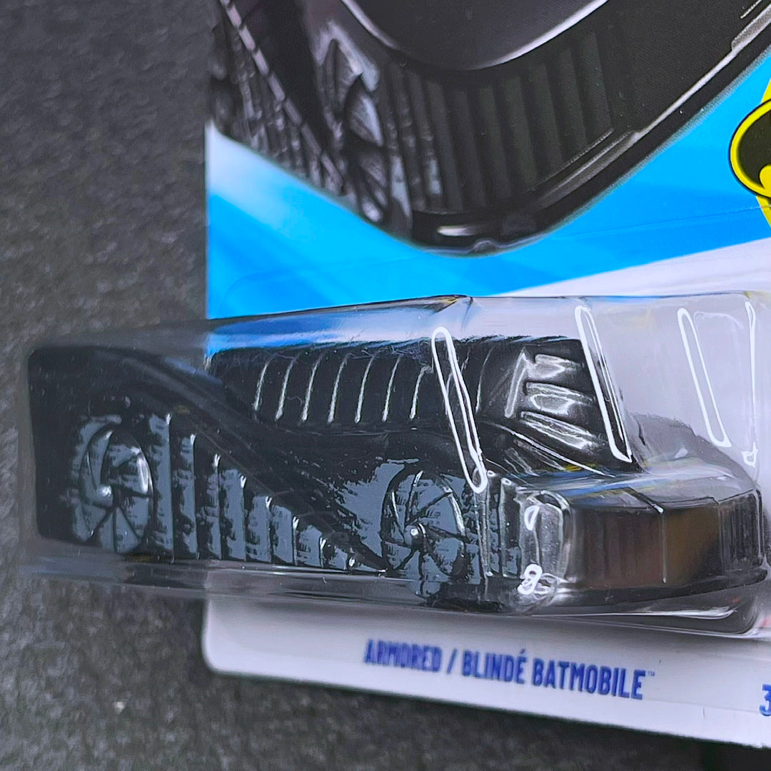 Hot Wheels Armored Batmobile 2026 New Casting [First Edition] Mainline Hotwheels Batmobile Bat Man Car Toy New Hot Wheels Batmobile Armored Diecast Car Batmobile Batman Returns Hotwheel
