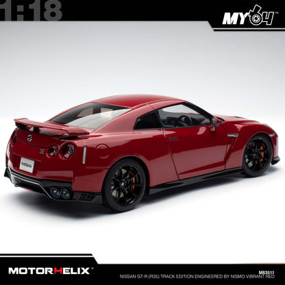 [Motorhelix] 1:18 Nissan GT-R (R35) Track Edition Engineered By NISMO - Vibrant Red