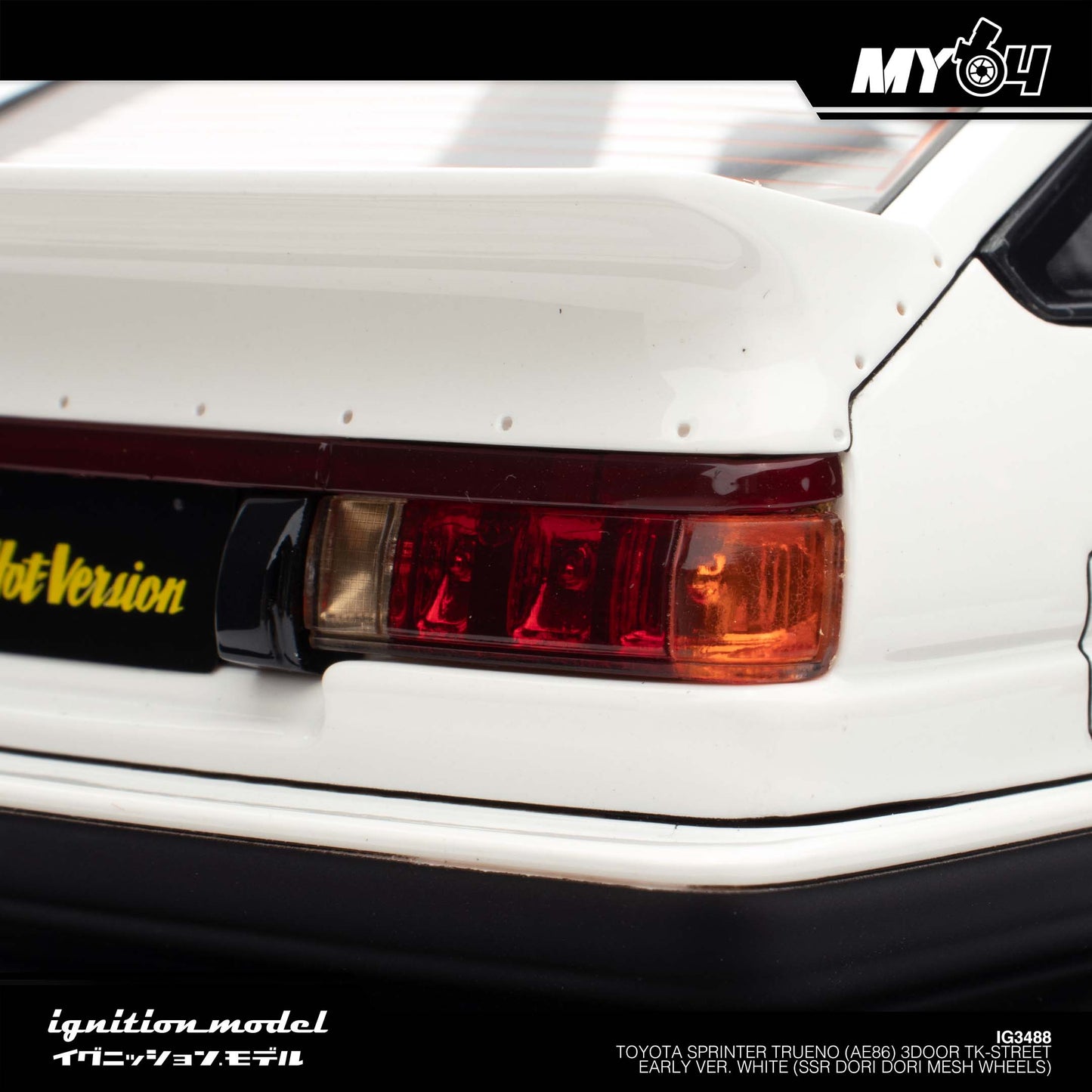 [Ignition Model] 1:18 Toyota Sprinter Trueno (AE86) 3Door TK-Street Early Ver. White (SSR Dori Dori mesh wheels)