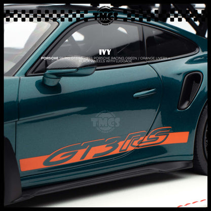[IVY] 1:18 Porsche 911 992 GT3 RS - PTS Porsche Racing Green / Orange Livery + Black Wheels WIth Luggage