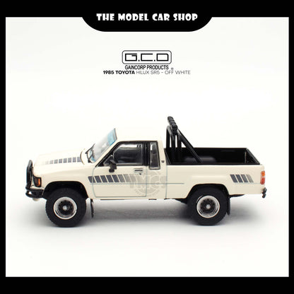 [GCD] 1985 Toyota Hilux SR5 - Off White (396)