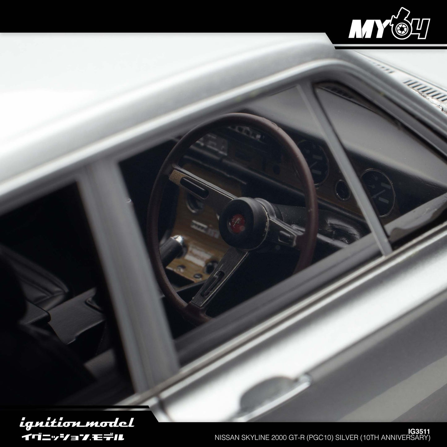 [Ignition Model] Nissan Skyline 2000 GT-R (PGC10) - Silver (10th Anniversary)