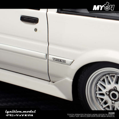 [Ignition Model] 1:18 Toyota Sprinter Trueno (AE86) 3Door TK-Street Early Ver. White (SSR Dori Dori mesh wheels)
