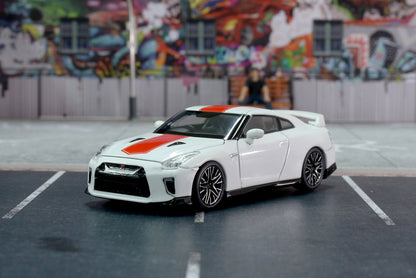 [MOTORHELIX] 1/64 Nissan GT-R (R35) 50th Anniversary [Limited 999 pcs] - Toy Space Diecast Online Store Singapore