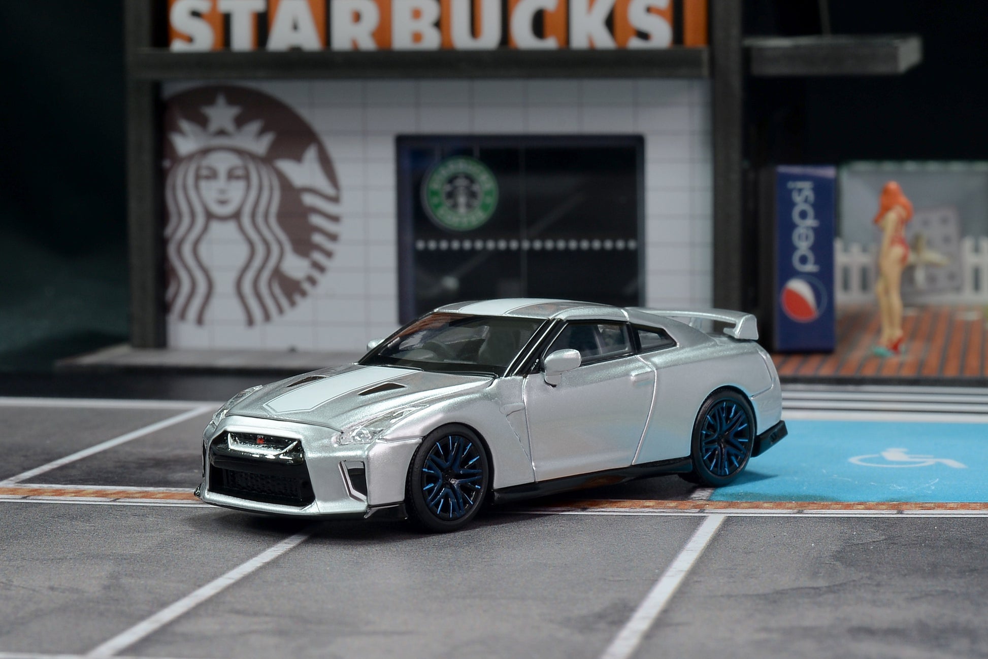 [MOTORHELIX] 1/64 Nissan GT-R (R35) 50th Anniversary [Limited 999 pcs] - Toy Space Diecast Online Store Singapore