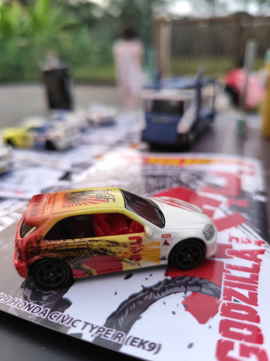 HW Custom Godzilla: 99' Honda Civic Type-R (EK9)