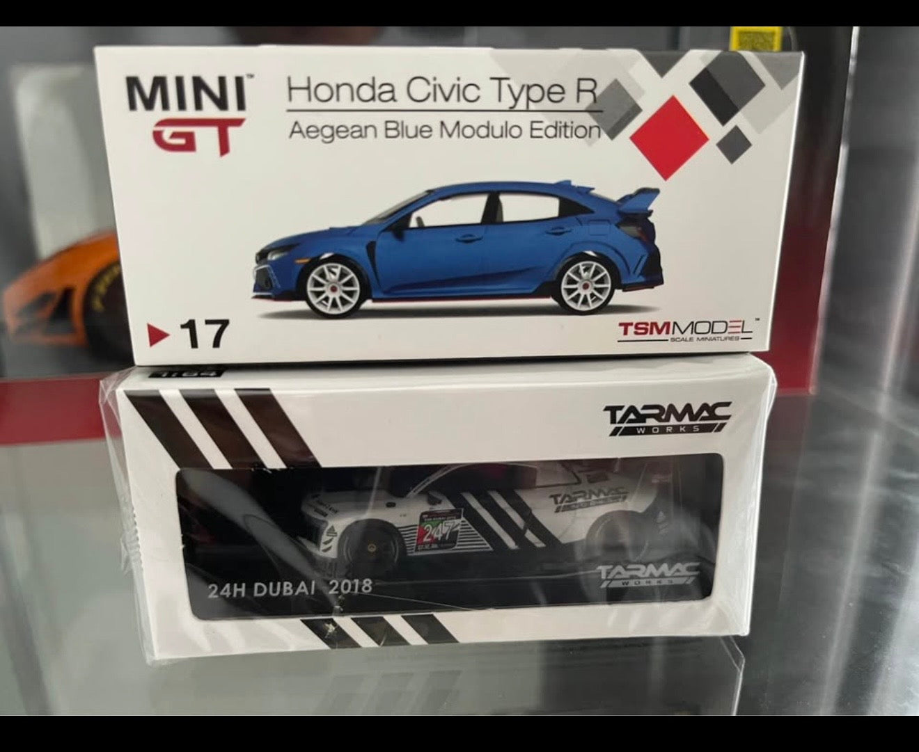 Tarmac works and mini gt